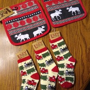 Bundle Fair Isle Moose Pot Holders & Train Socks